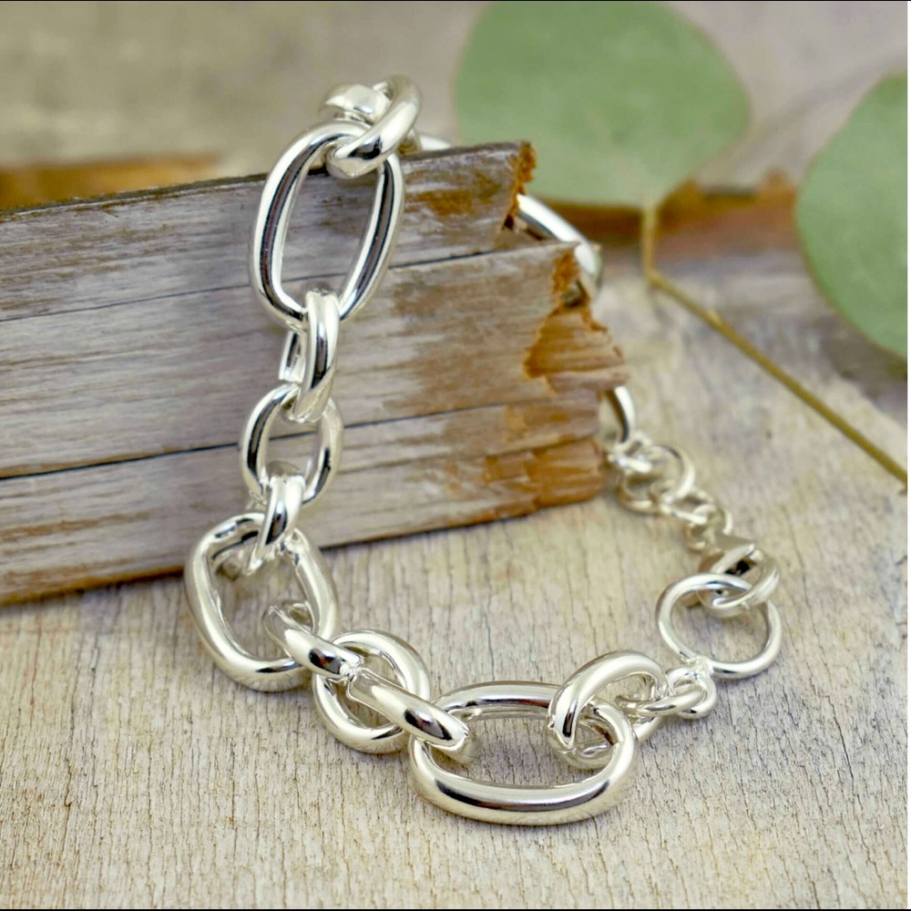 Linked-Up Bracelet